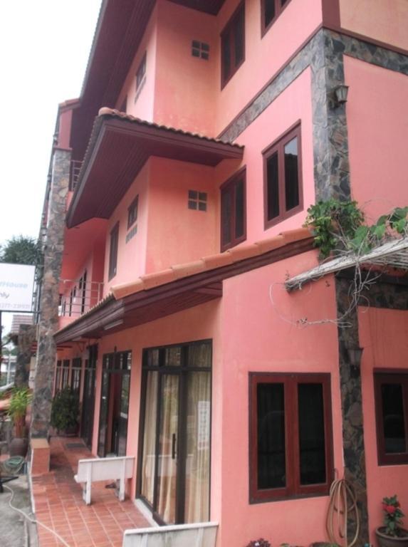 The W Guesthouse Chaweng  Exterior photo